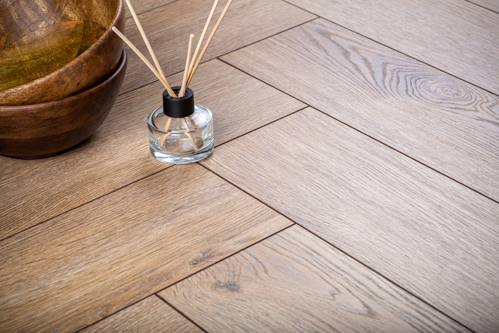 Oak Laminate Flooring - Bespoke Flooring